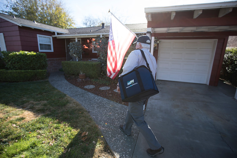 Free Home-delivered Meals for Veterans, Are You Eligible?